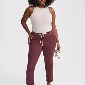 Torrid Pull On Pant Cropped Plus Size 2R Burgundy Drawstring Waist Feel the Fit